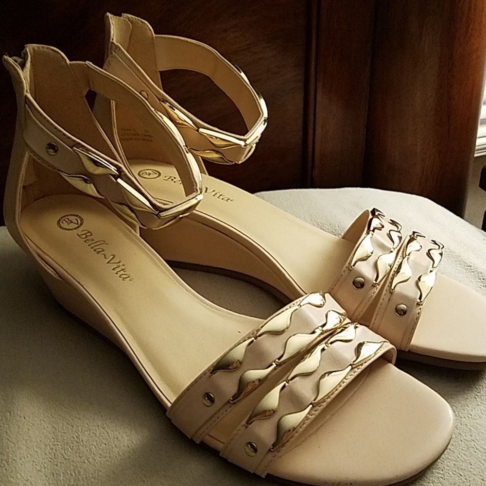 Ladies Sandals